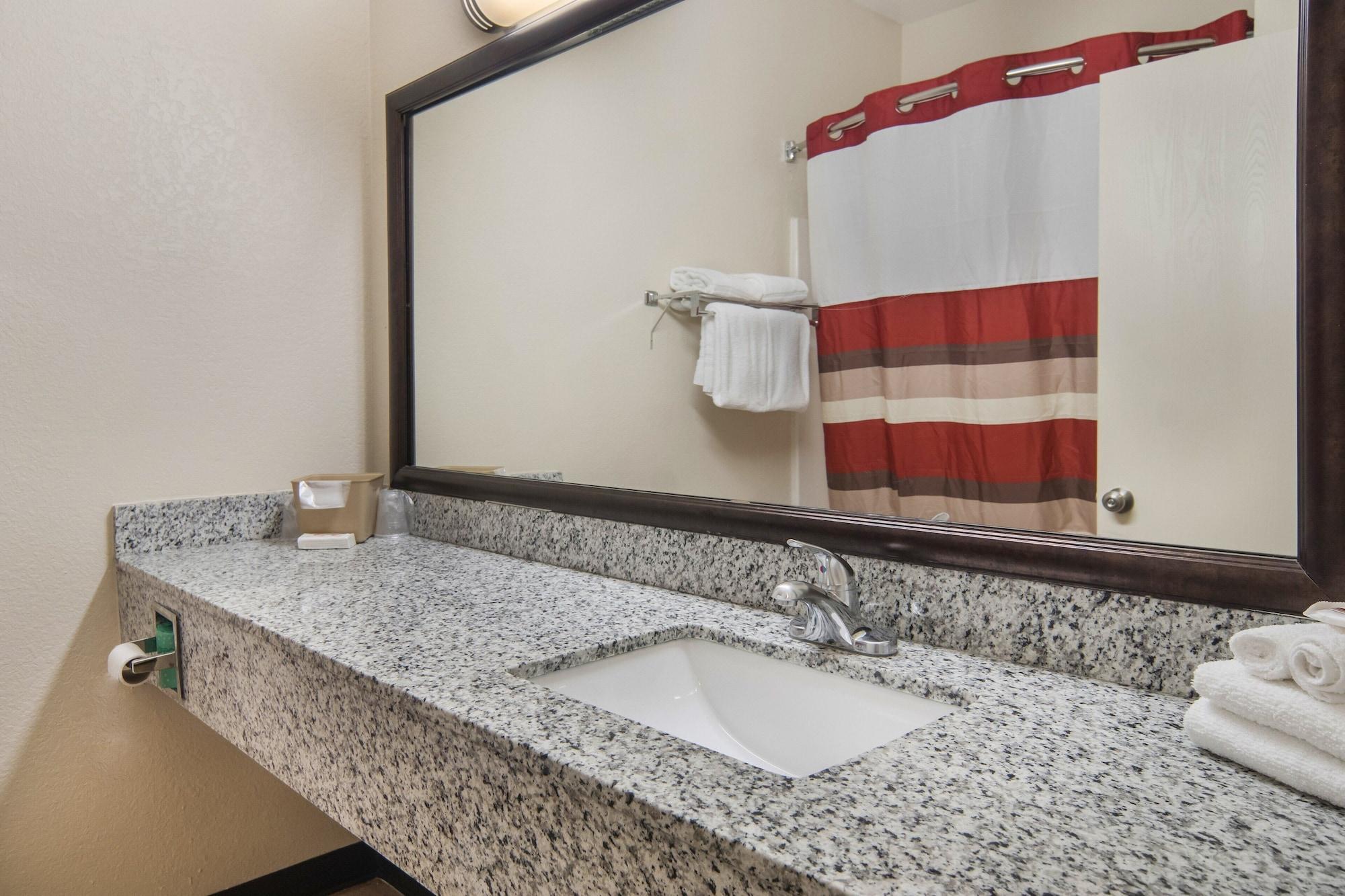 Red Roof Inn Fort Worth - Saginaw Ngoại thất bức ảnh